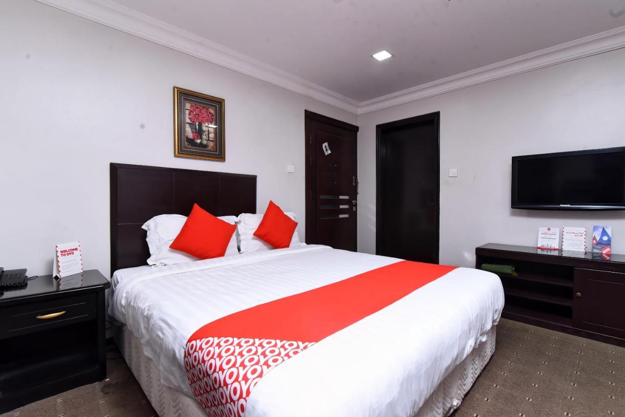 Oyo 411 Moon Hotel Dammam Exterior photo