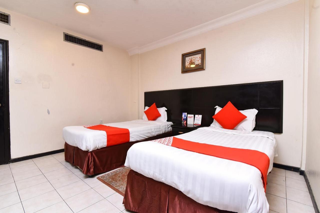 Oyo 411 Moon Hotel Dammam Exterior photo