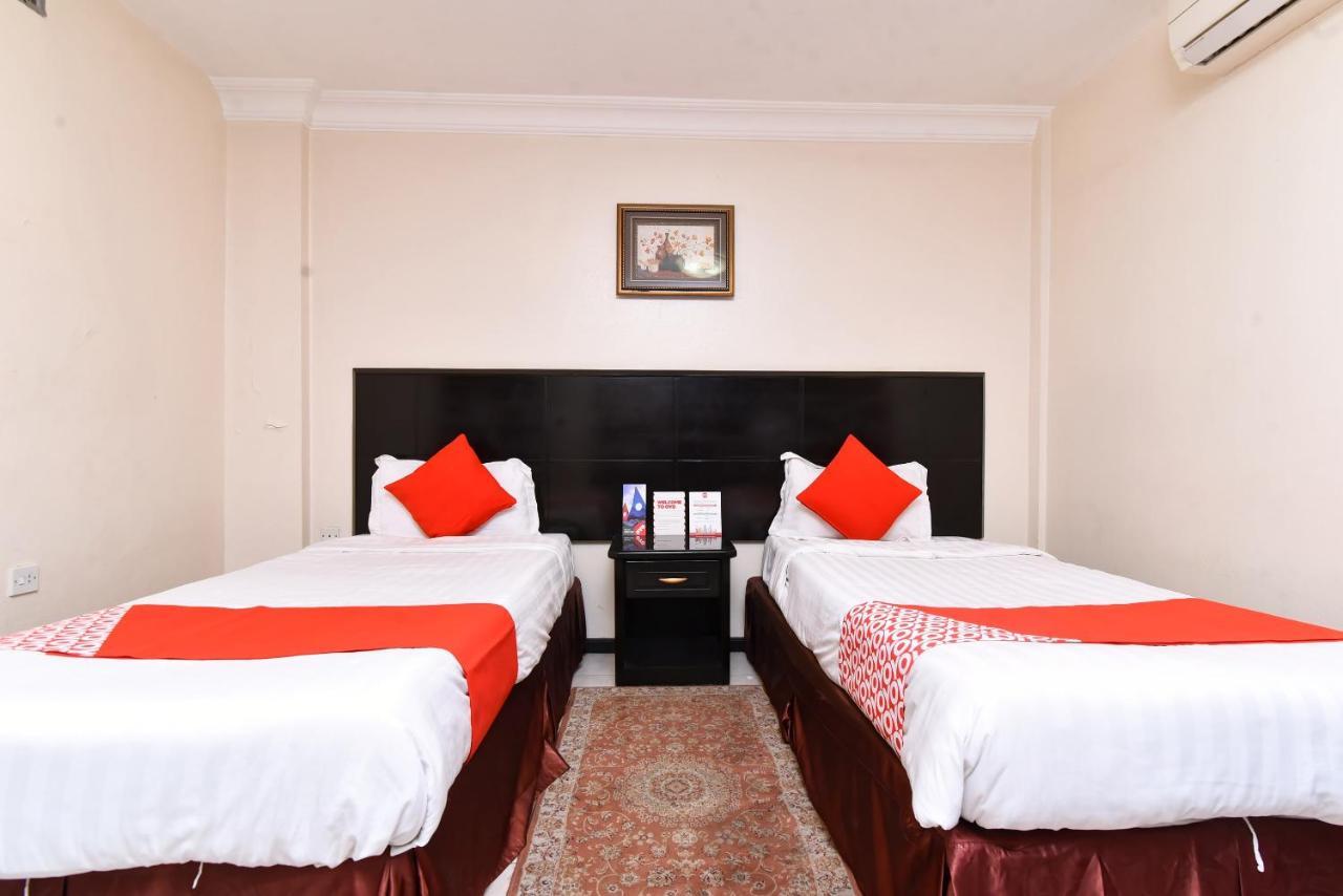 Oyo 411 Moon Hotel Dammam Exterior photo
